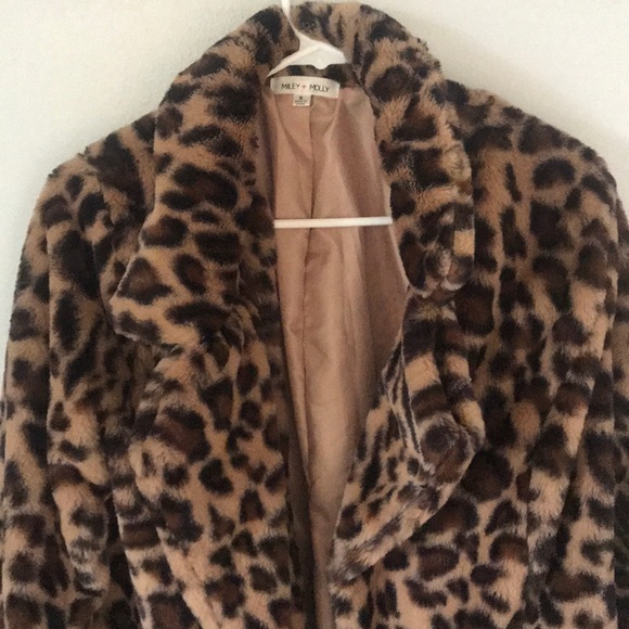 Leopard Coat - Picture 4 of 5